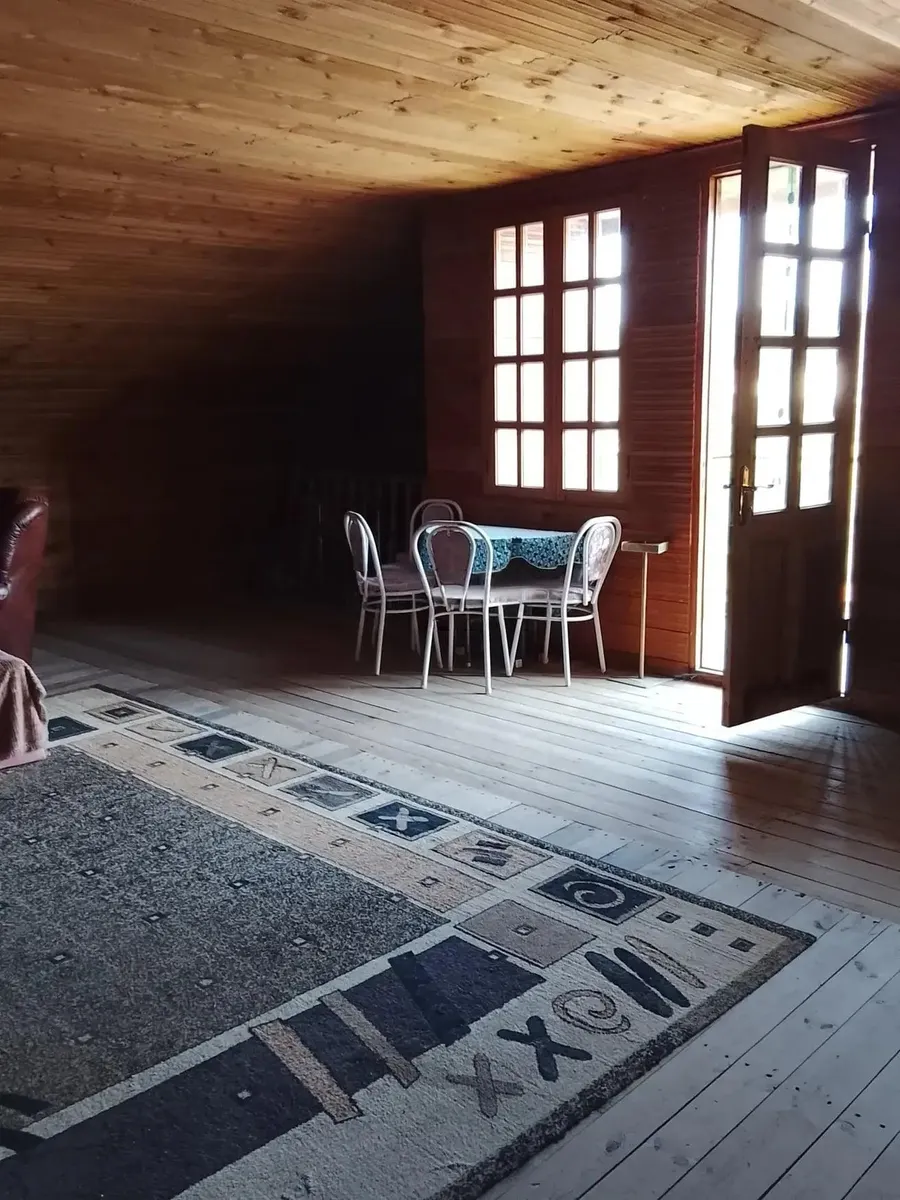 Дом, 10-комн., 380.61 м²