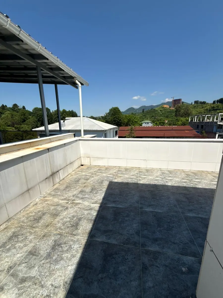 House, 4-room, 140 m²