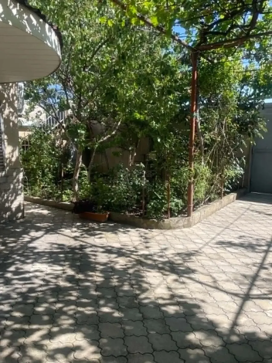 Дом, 5-комн., 367 м²