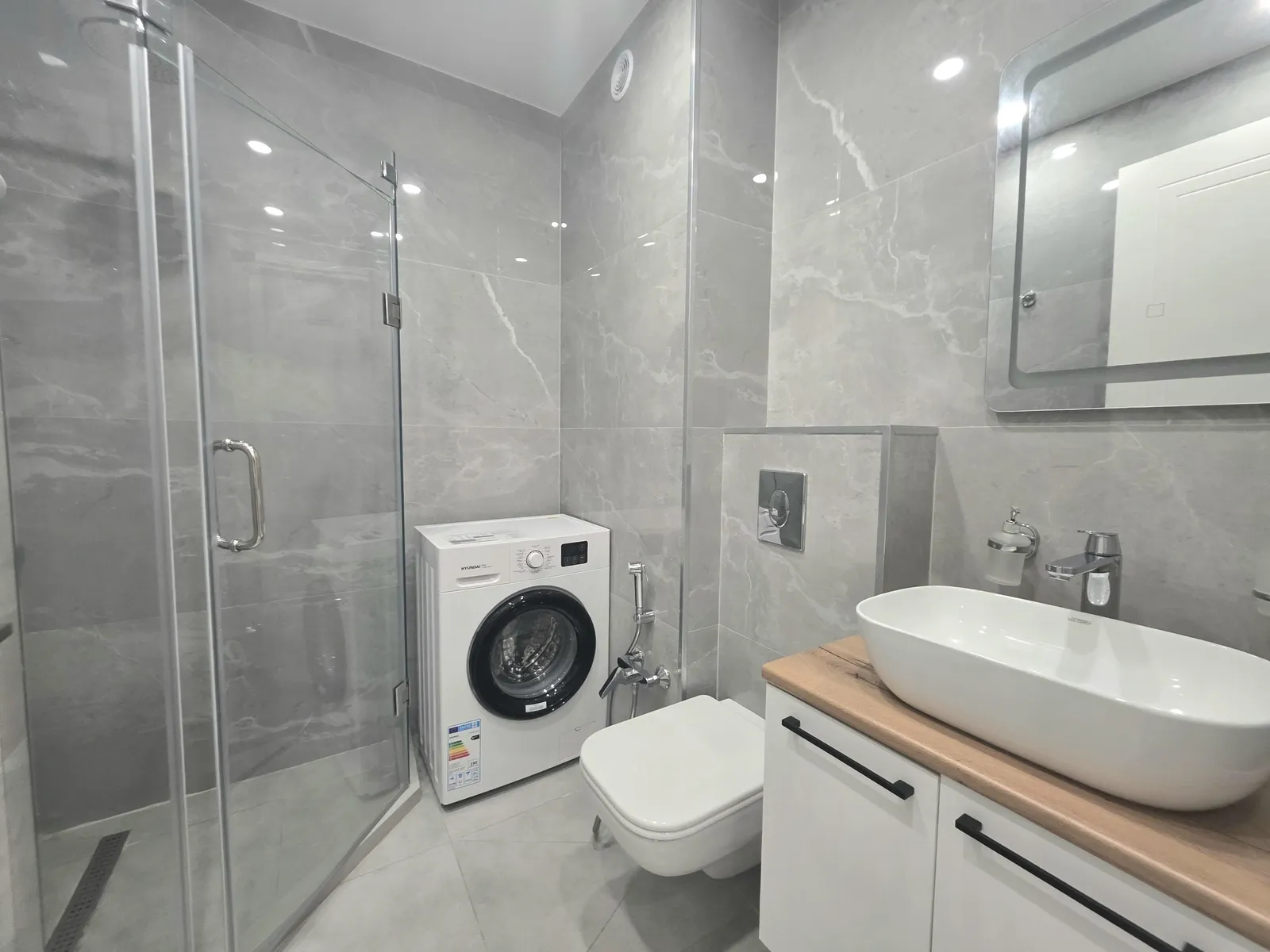 Квартира, 2-комн., 56 м²