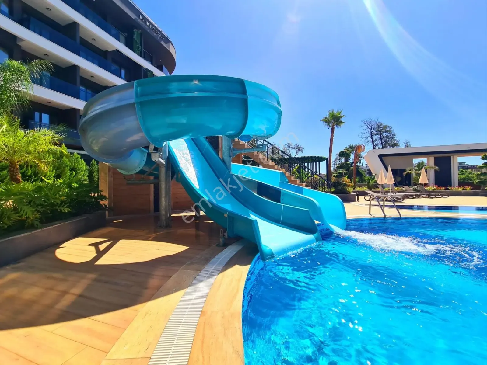 Apartment, 4-room, 145 m²