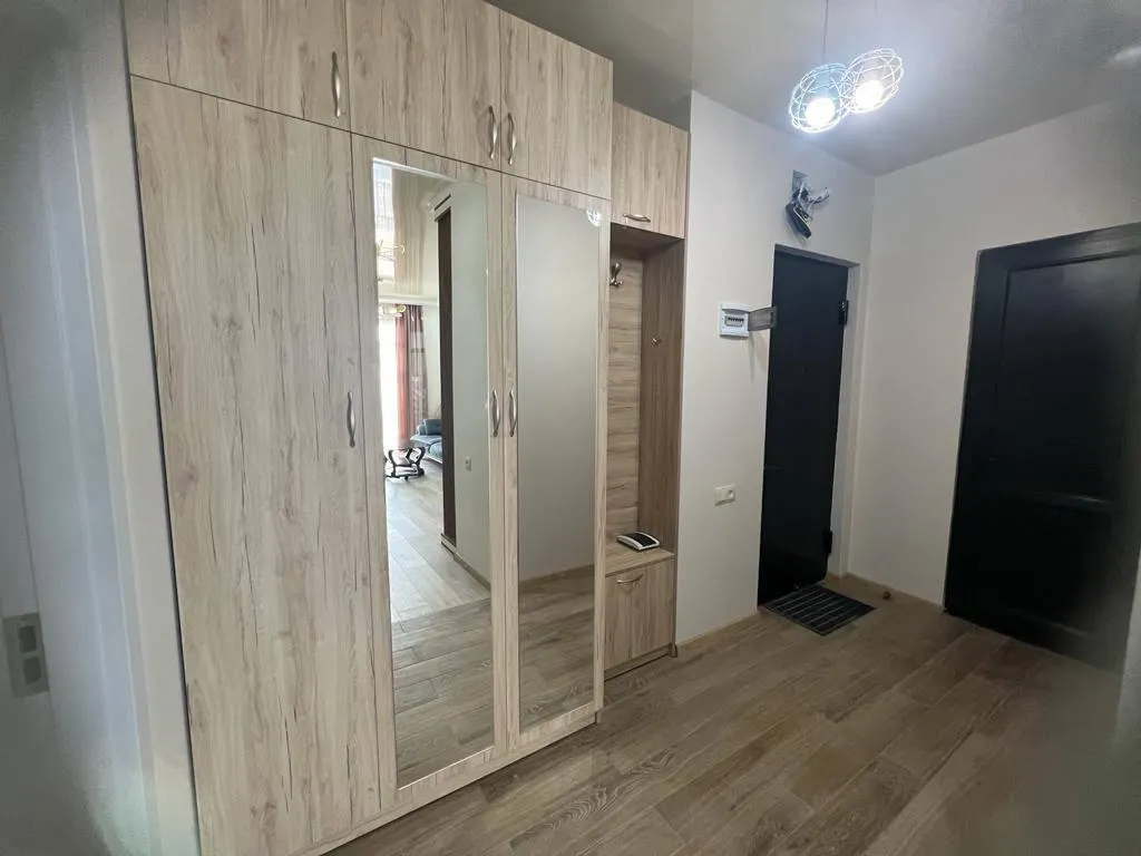ბინა, 3-ოთახიანი, 75 მ², Comfort Palace Abashidze