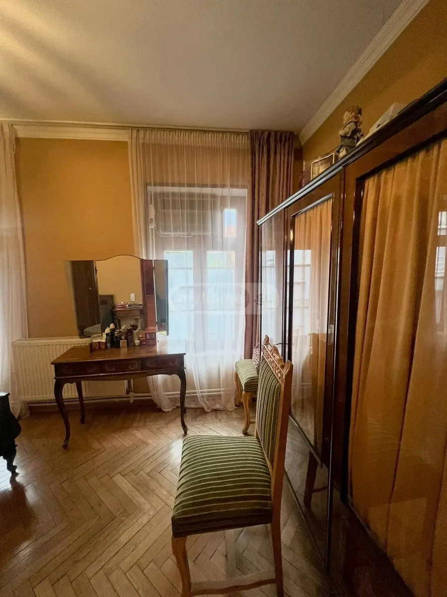Apartment, 4-room, 87 m²