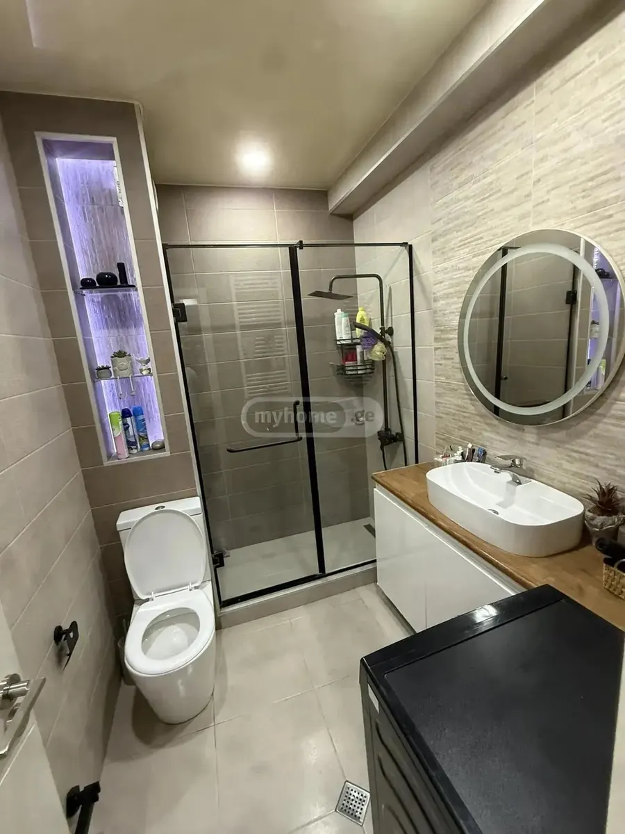 Квартира, 3-комн., 85 м², Archi Isani