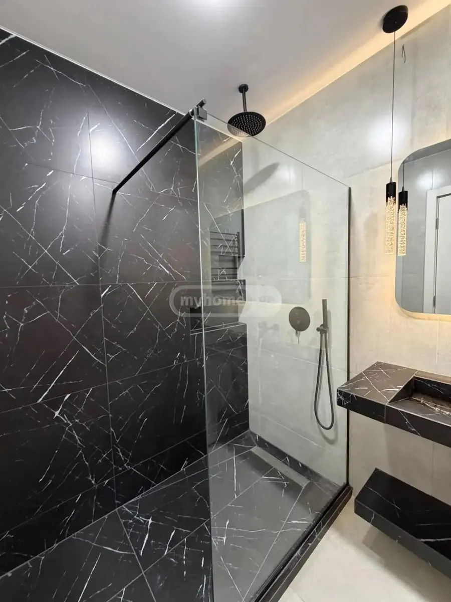 Квартира, 2-комн., 56.5 м²