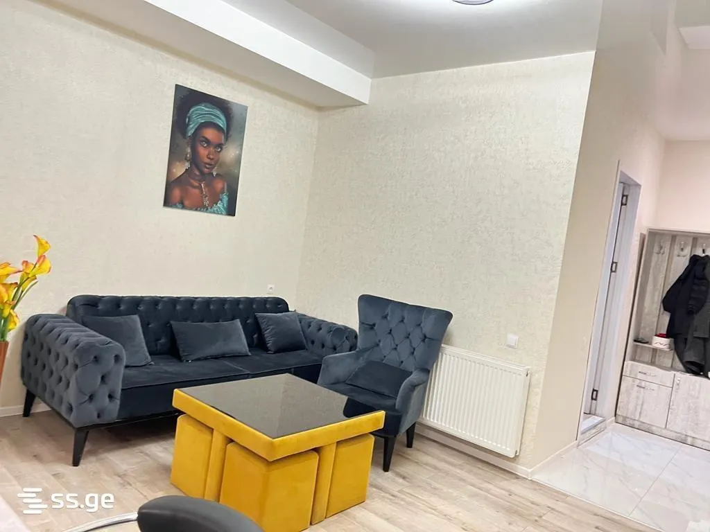 Квартира, 2-комн., 60 м²