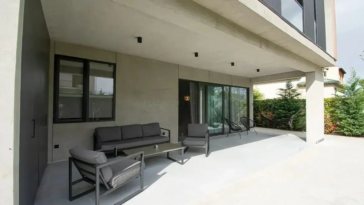 House, 7-room, 518 m²
