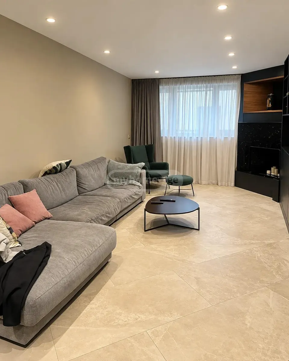 House, 5-room, 500 m²