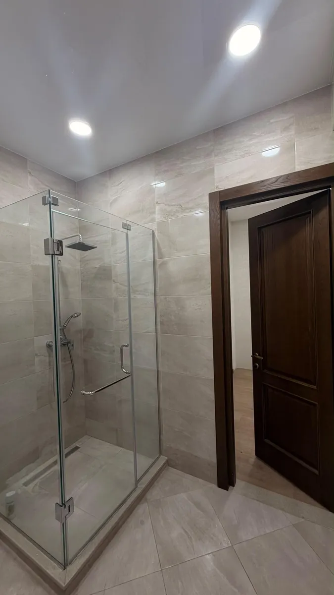 Квартира, 3-комн., 77 м²