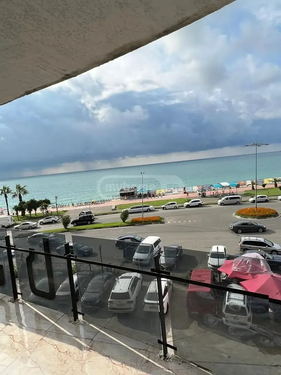 Apartment, 3-room, 55 m², Sherif Khimshiashvili St, 51