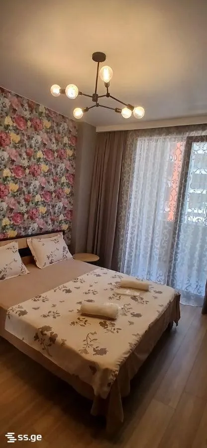 Apartment, 2-room, 60 m², Green Alley