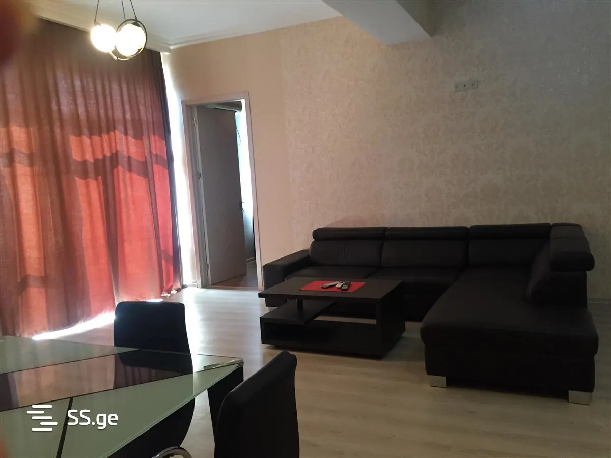 Apartment, 3-room, 100 m²