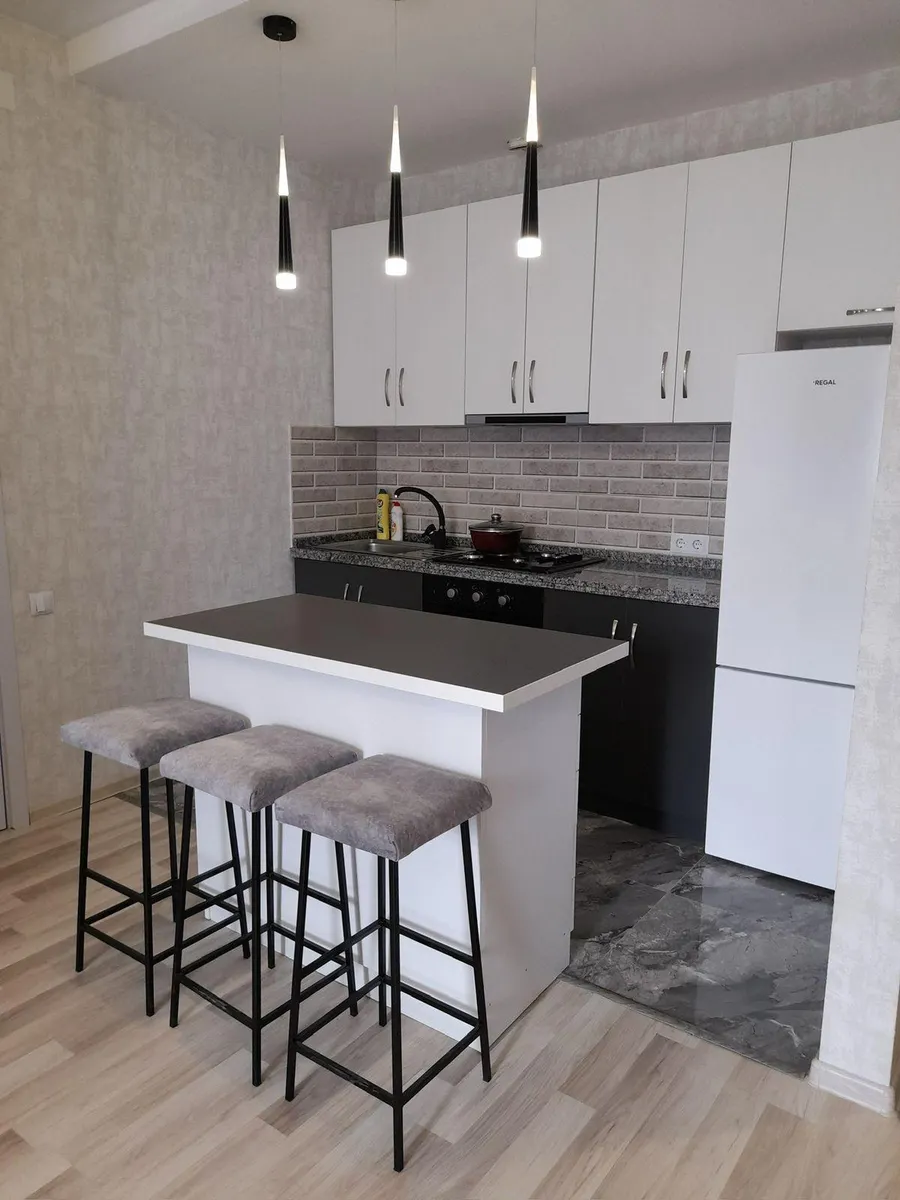 Квартира, 3-комн., 65 м²