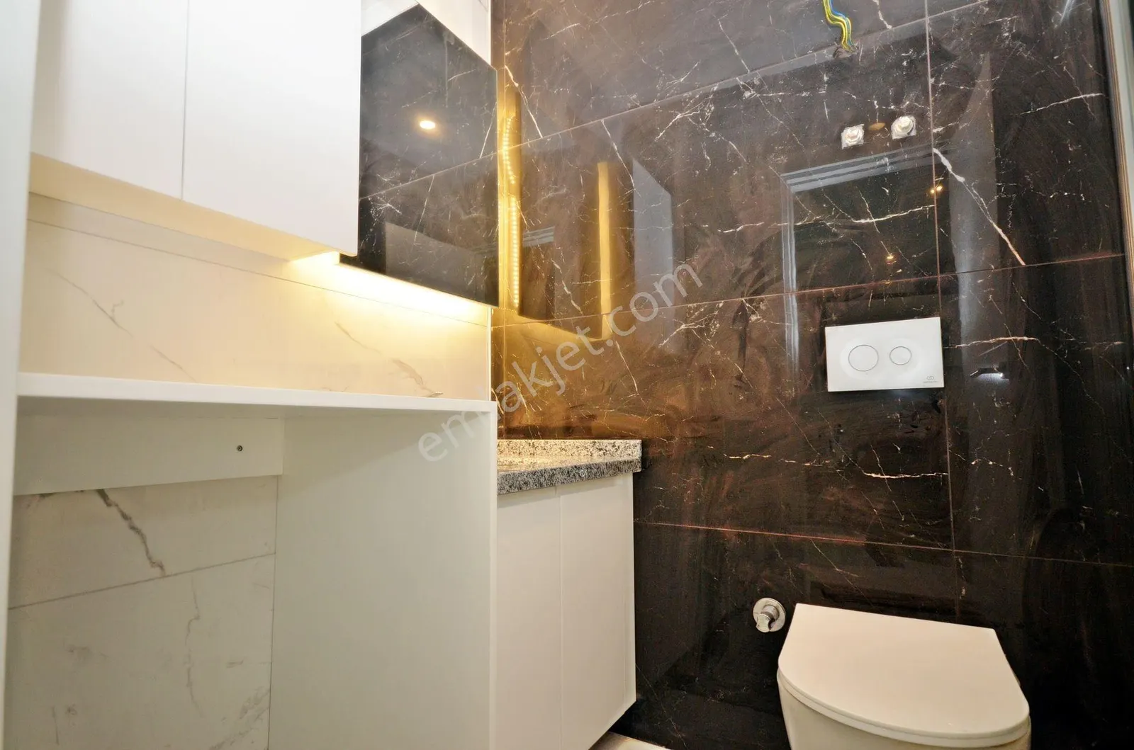 Apartment, 2-room, 55 m²