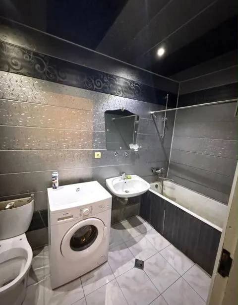Дом, 3-комн., 65 м²