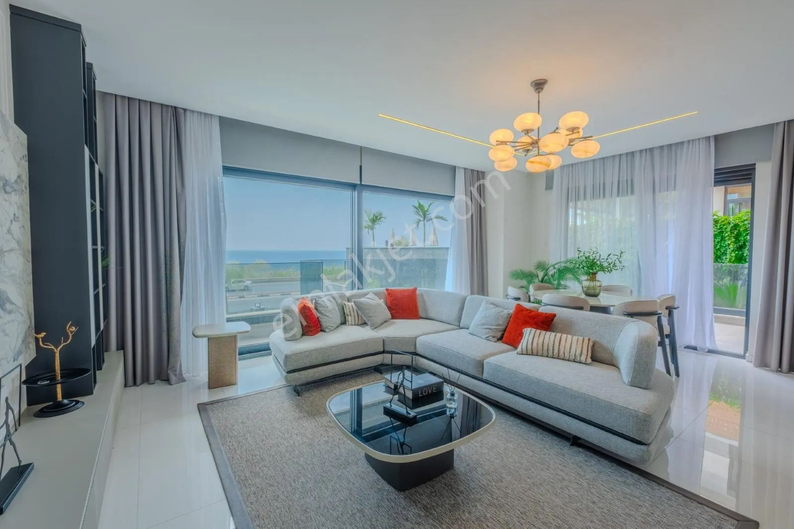 Apartment, 3-room, 125 m²