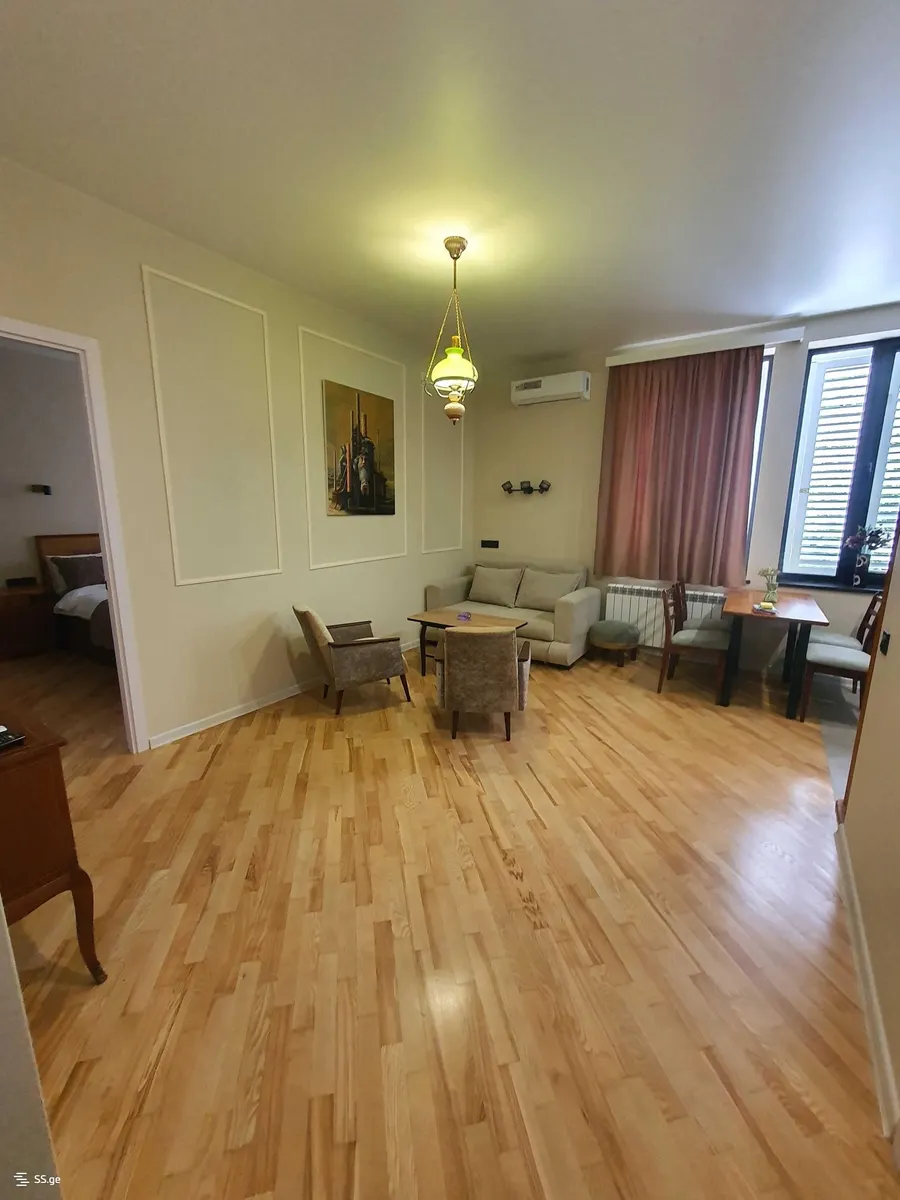 Квартира, 2-комн., 55 м²