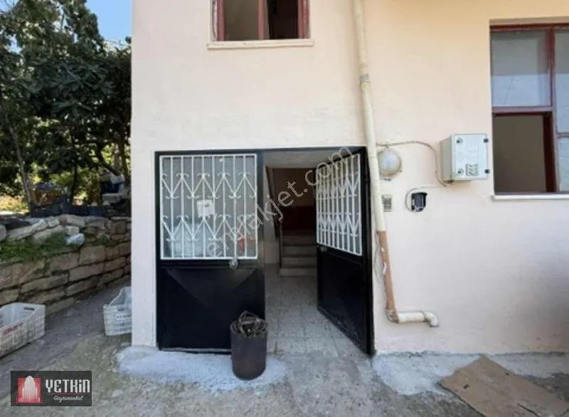 Квартира, 3-комн., 120 м²