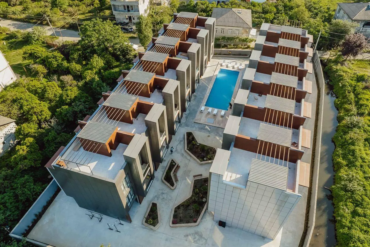 Дом, 4-комн., 200 м²