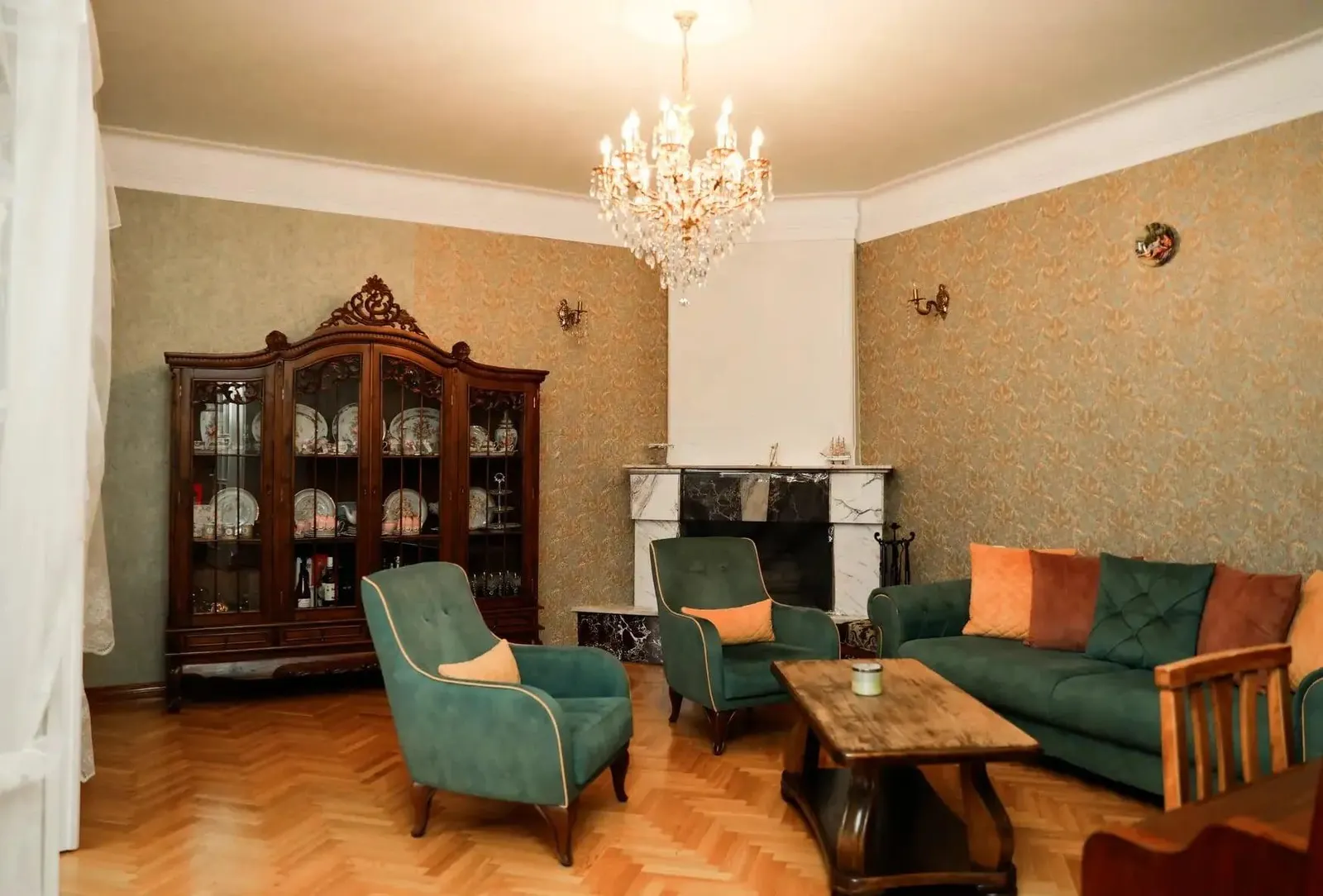 Дом, 5-комн., 257 м²
