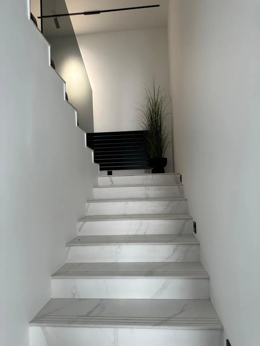 Дом, 4-комн., 220 м²