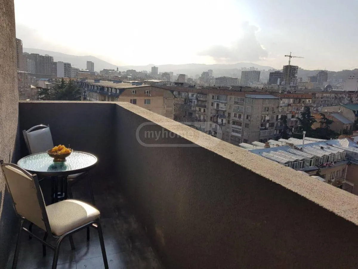 Квартира, 3-комн., 70 м²