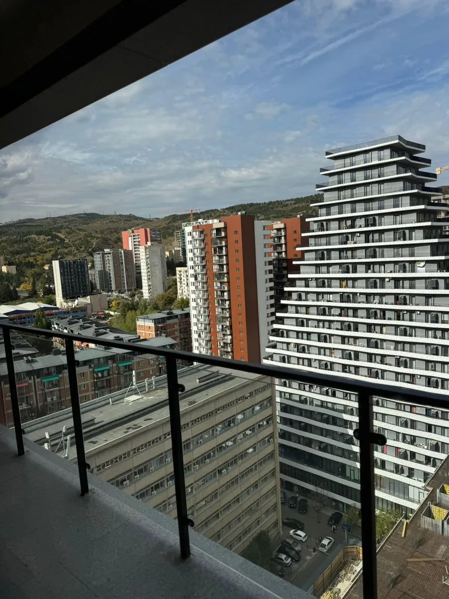 Квартира, 1-комн., 120 м², Jikia House