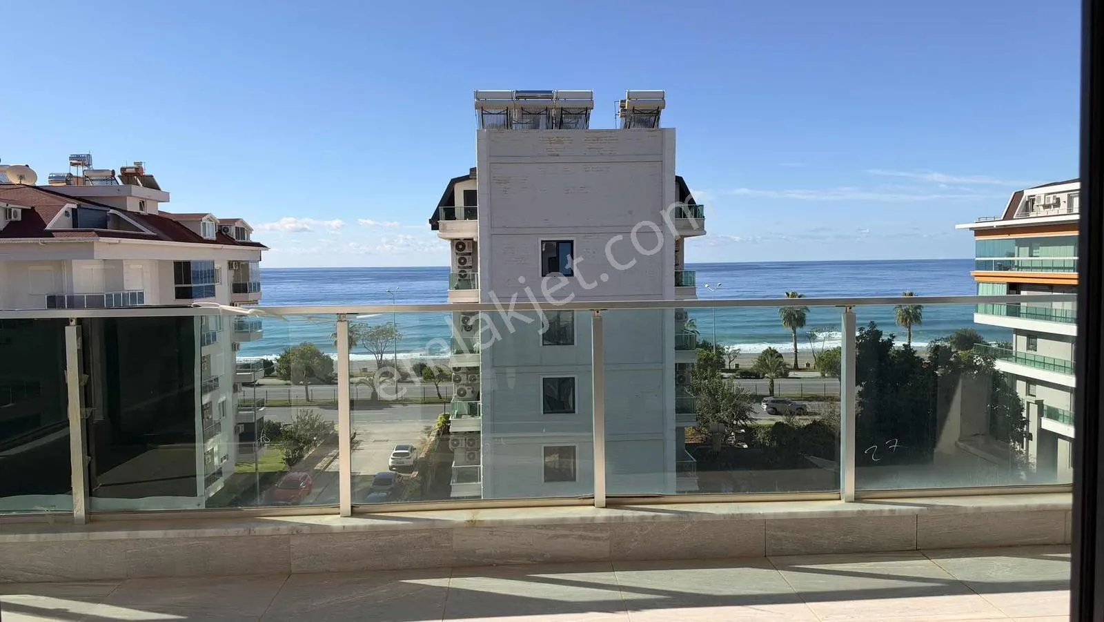 Apartment, 6-room, 300 m²