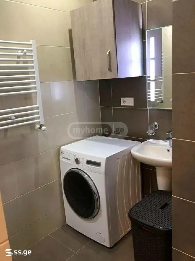 Квартира, 3-комн., 75 м²