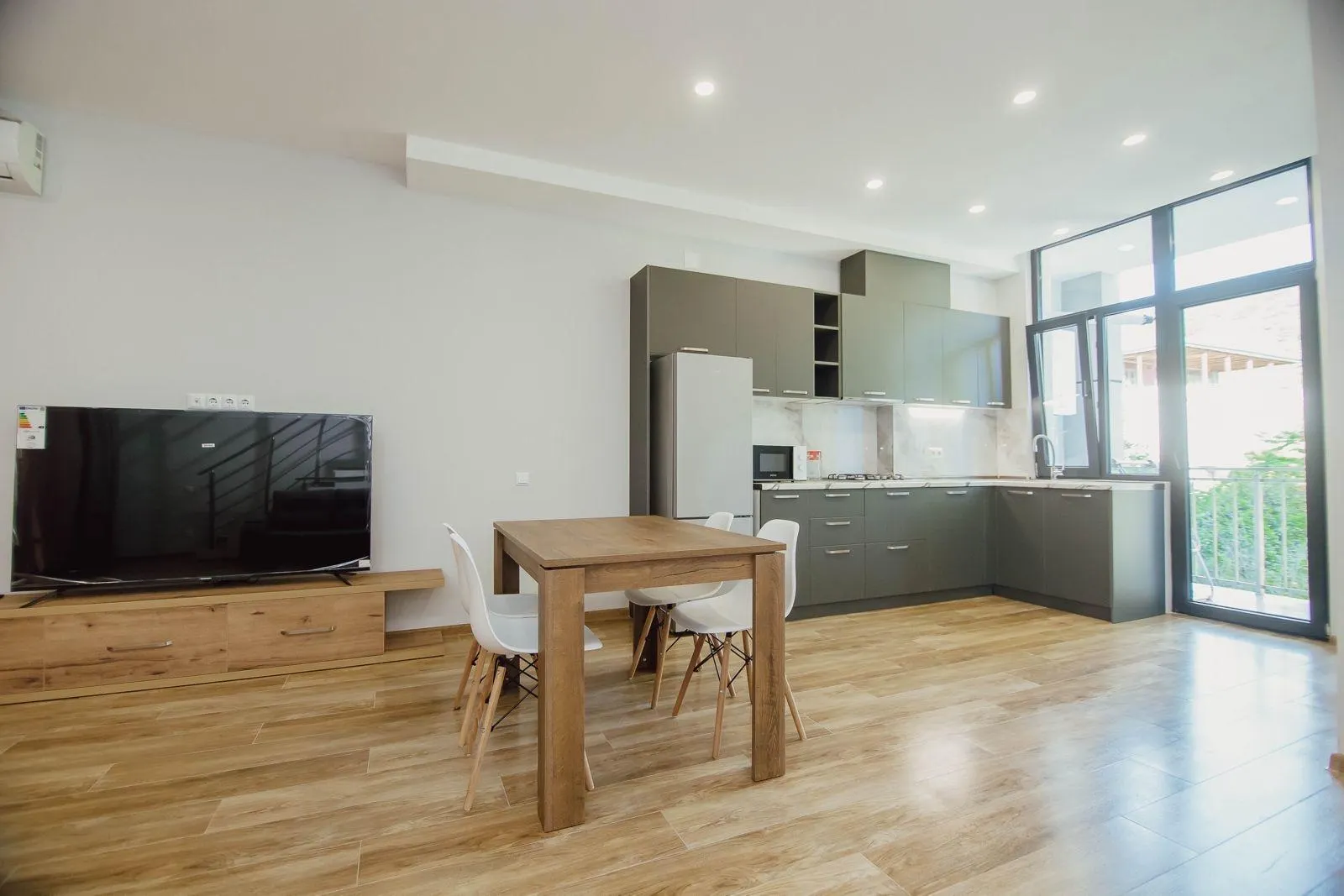 House, 4-room, 180 m², Gonio Green House