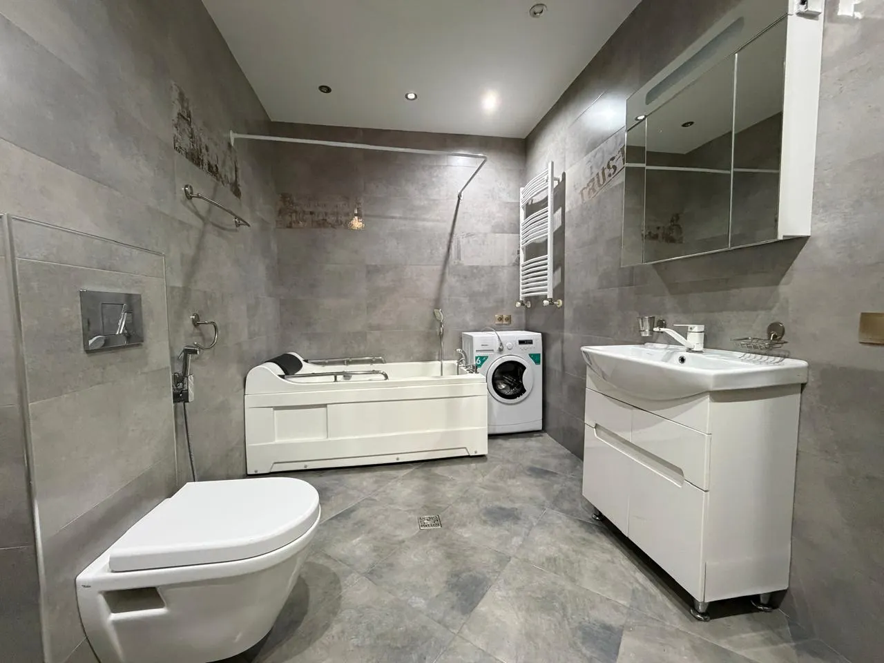 House, 5-room, 800 m²