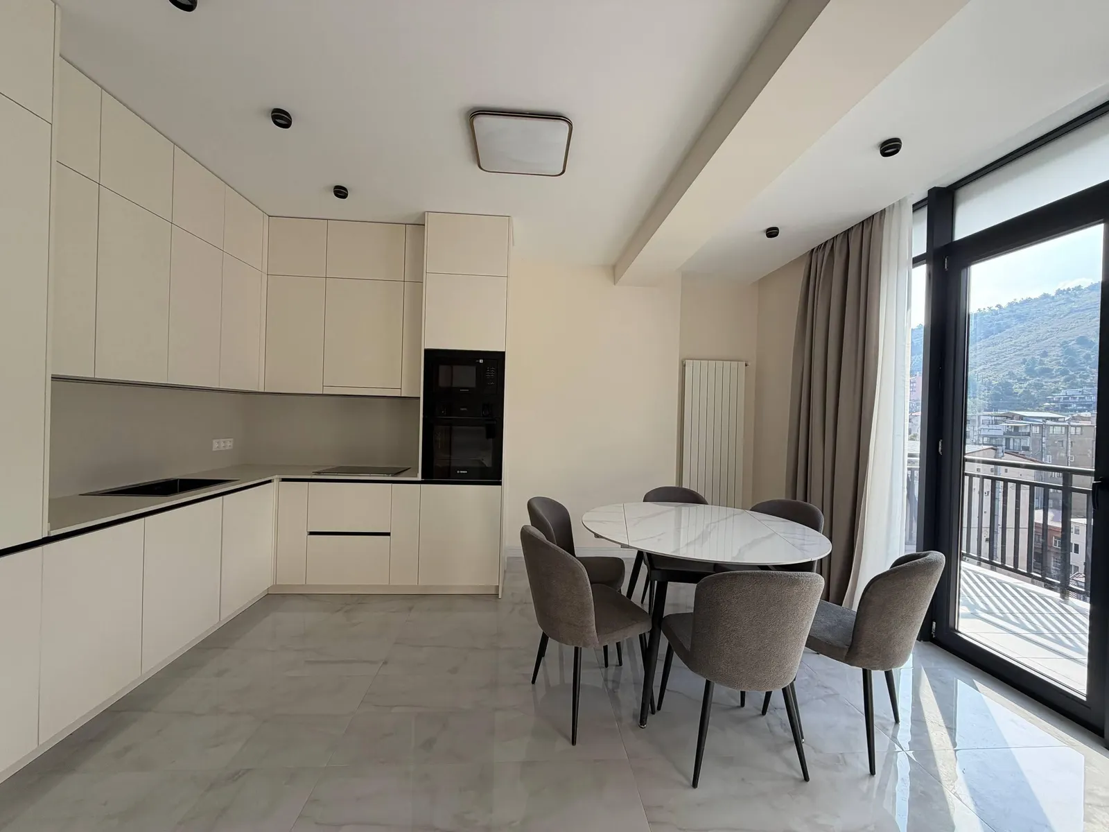 Apartment, 3-room, 140 m², Hausart Vake Park Plaza