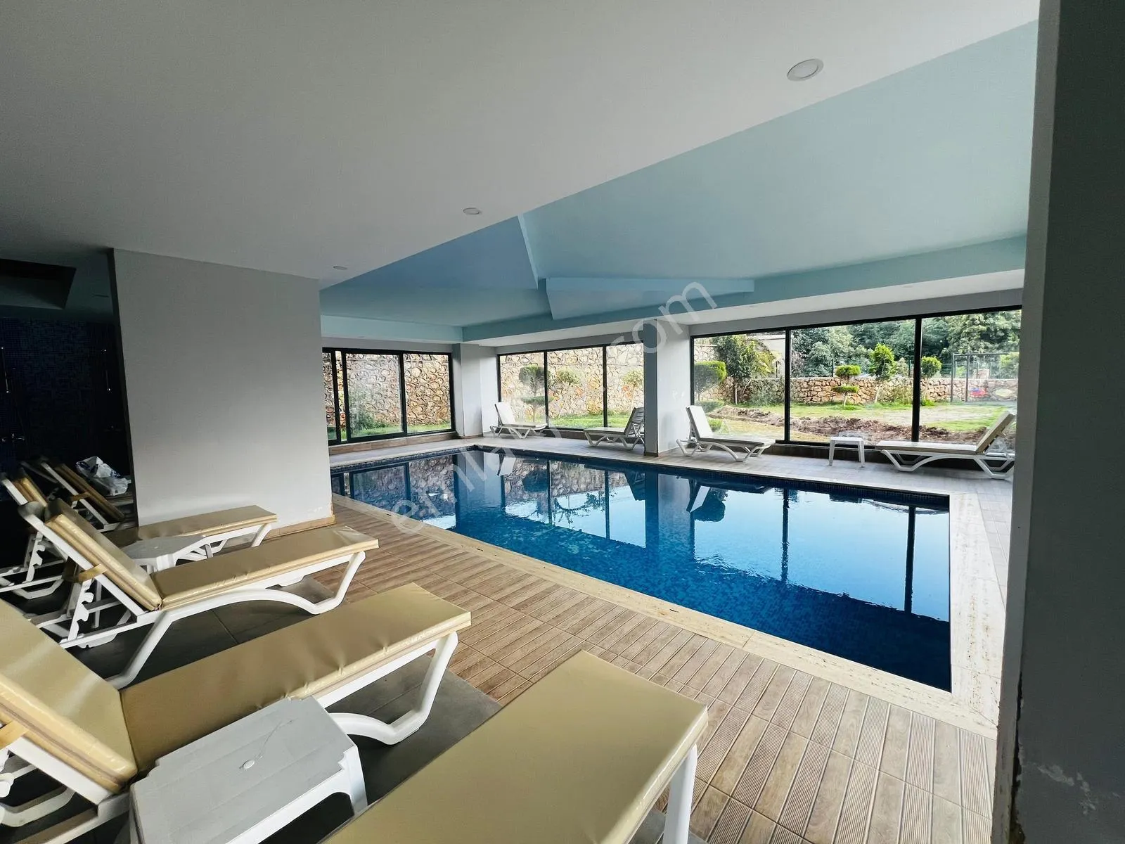 Apartment, 2-room, 60 m²