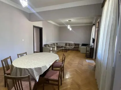 House, 4-room, 120 m²