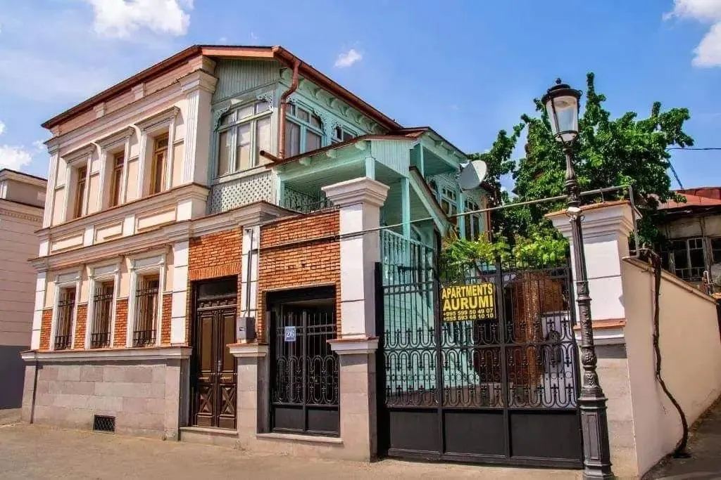 Дом, 5-комн., 180 м²