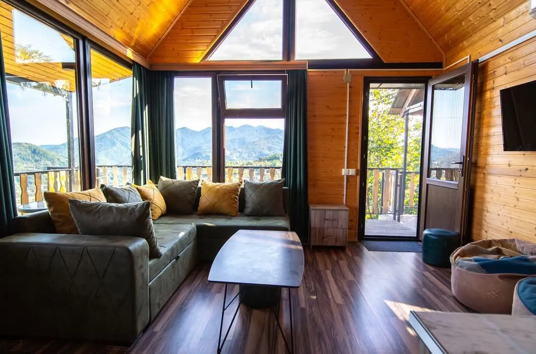 House, 2-room, 70 m²