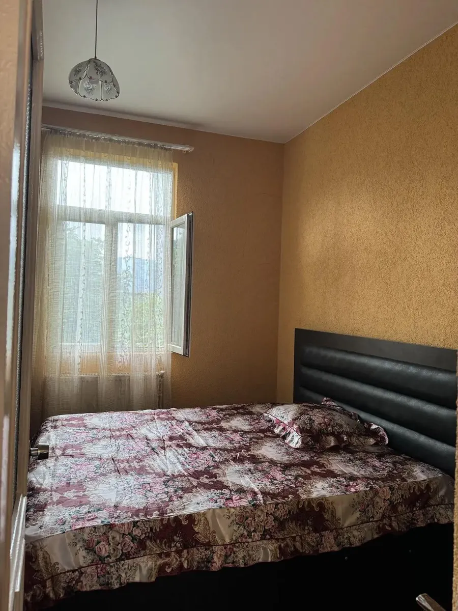 House, 3-room, 125 m²
