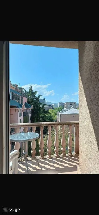 Apartment, 2-room, 90 m²