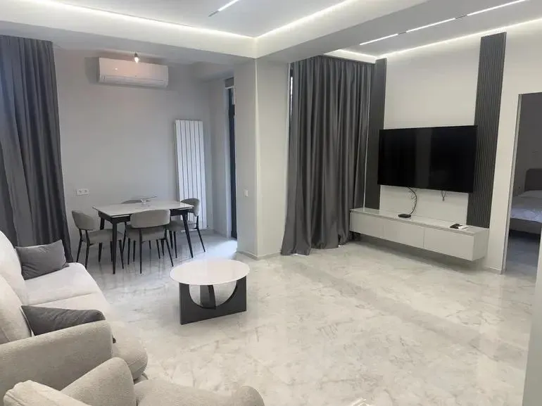 Квартира, 2-комн., 66 м²