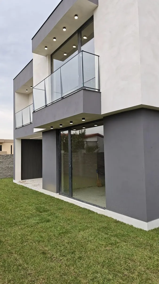 House, 6-room, 240 m², Archi Alley