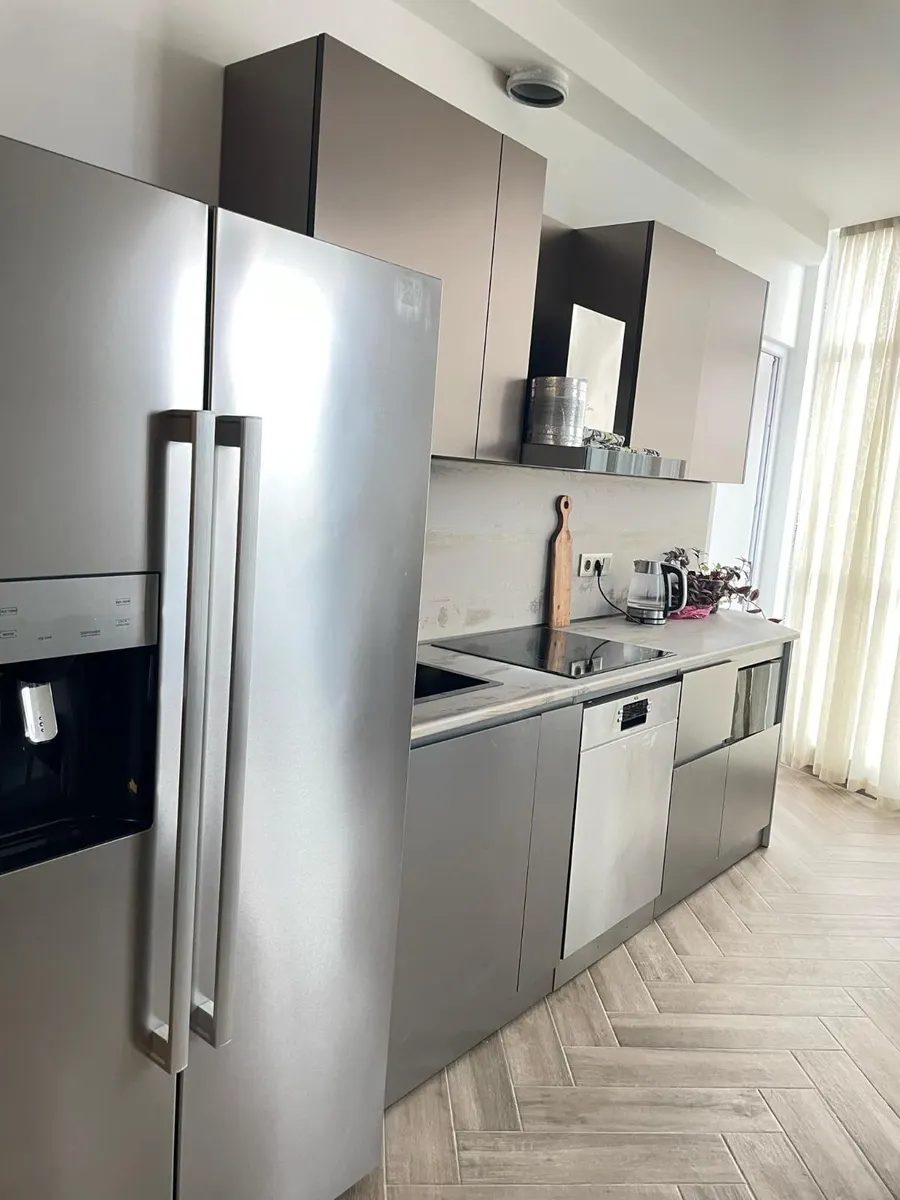 Квартира, 3-комн., 85 м², Mega City