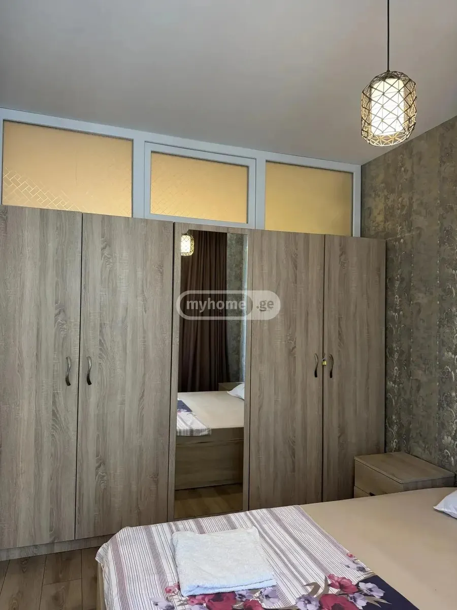 Apartment, 3-room, 60 m², Bat Towers