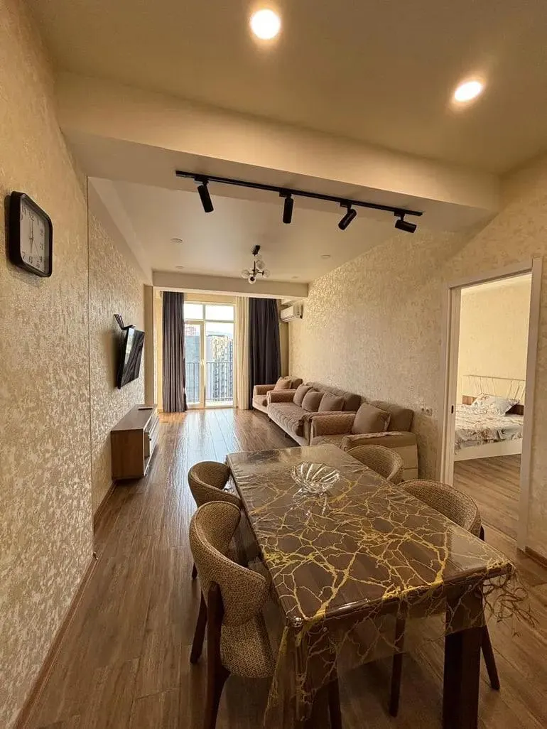 Квартира, 4-комн., 110 м², Omar Khizanishvili St, 2