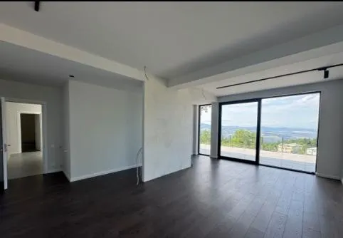 Дом, 5-комн., 750 м²