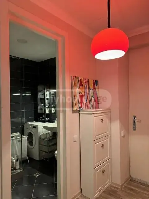 Квартира, 3-комн., 63 м²