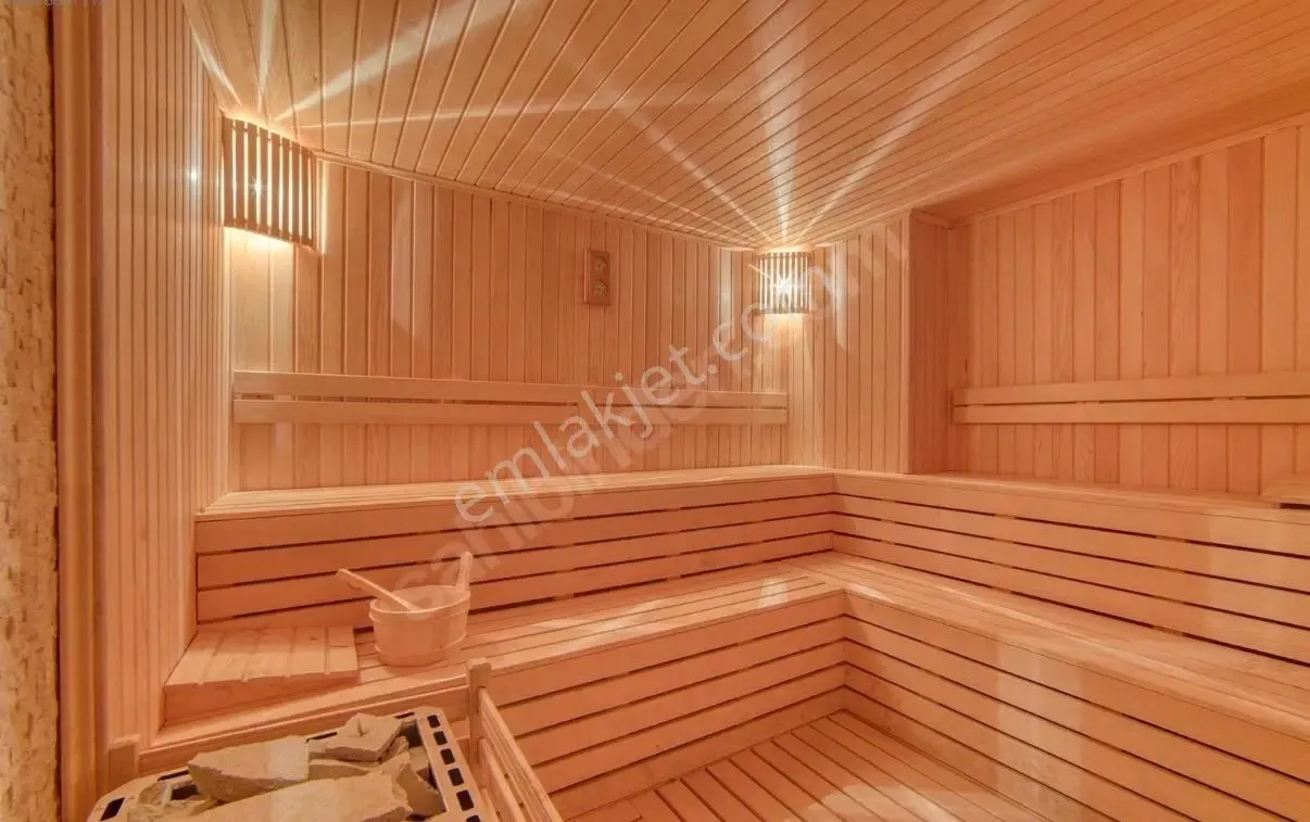 Apartment, 2-room, 60 m²