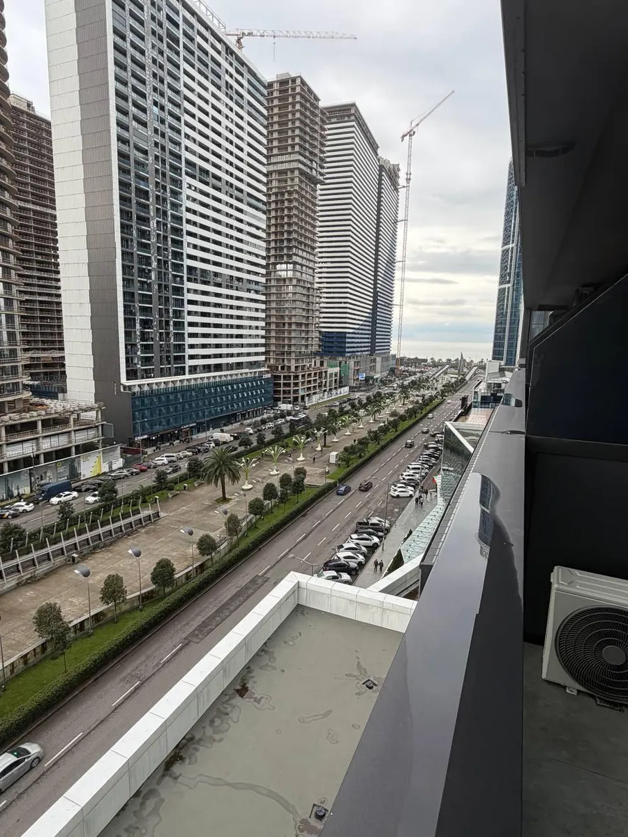 ბინა, 1-ოთახიანი, 32 მ², BlueSky Tower