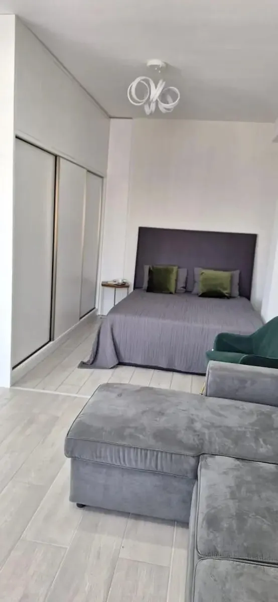 Квартира, 1-комн., 56 м²