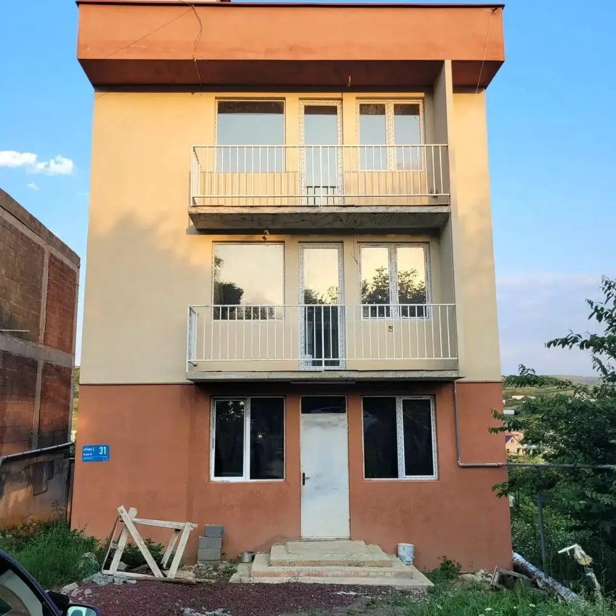 Дом, 10-комн., 256 м²