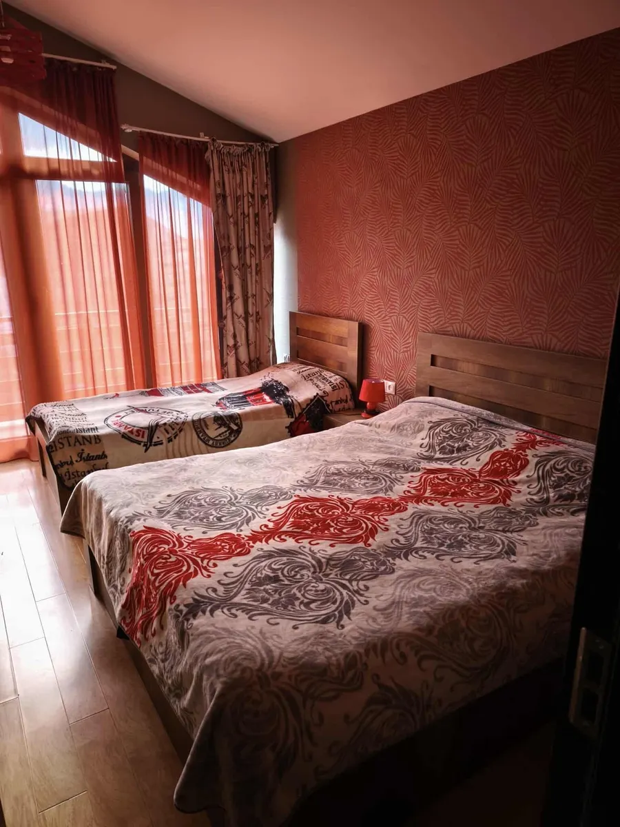 House, 3-room, 97.6 m²
